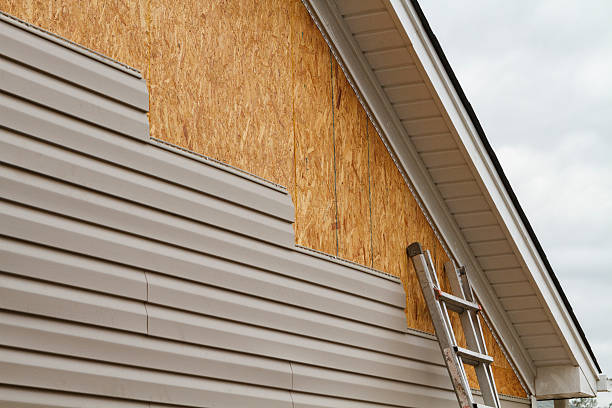 24/7 Emergency Storm Damage Siding Repair experts in Bowmansville, PA